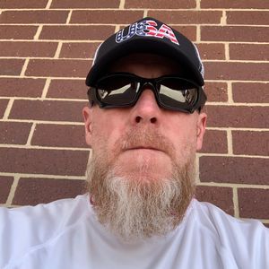 Meet your Posher, Thomas f